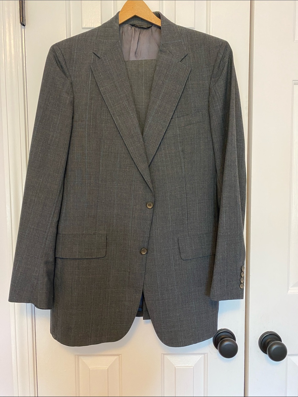 Men's Tailored Gray Plaid Two-Button Suit Blazer and Pant Set